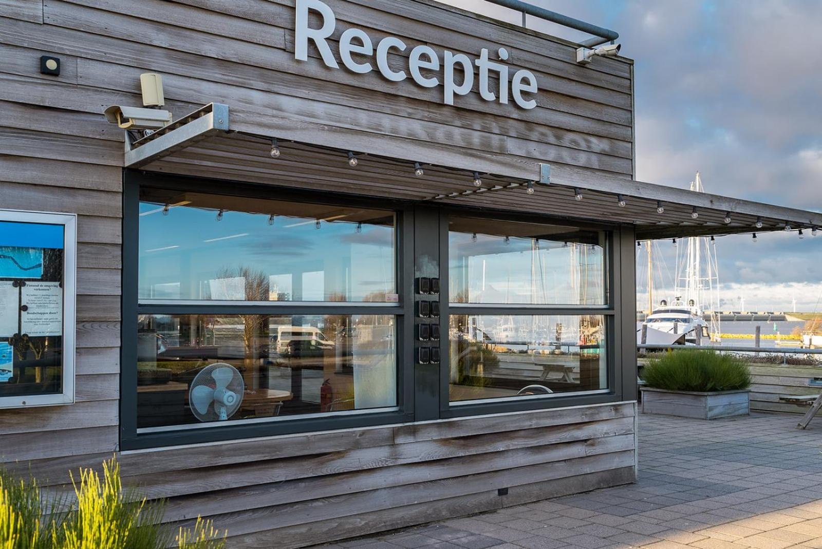 Dock Hotel Stellendam Eksteriør billede